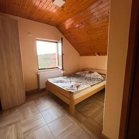 Fruskogorska Lugarnica Resort Mala Remeta